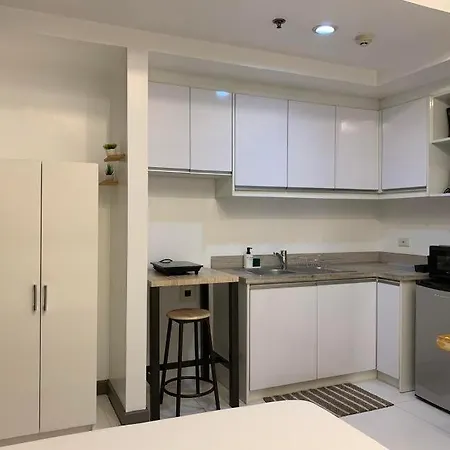 Kl Tower Makati Apartments By Ph Staycation Manila Exterior photo