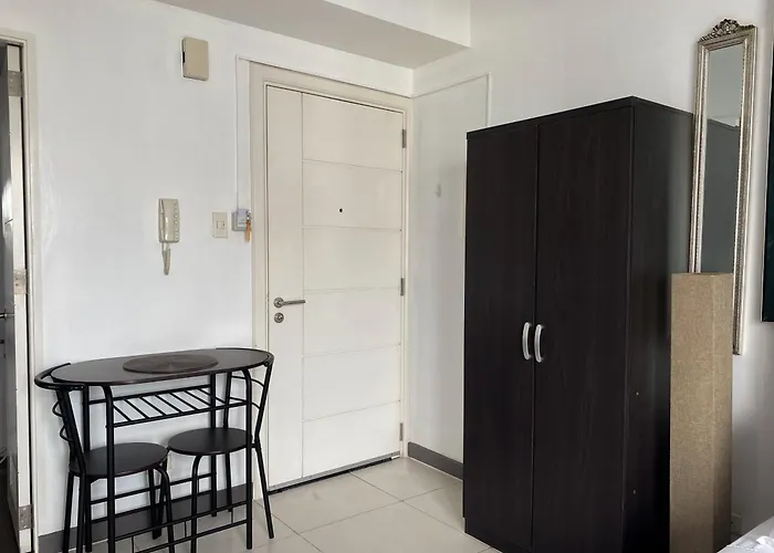 Kl Tower Makati Apartments By Ph Staycation