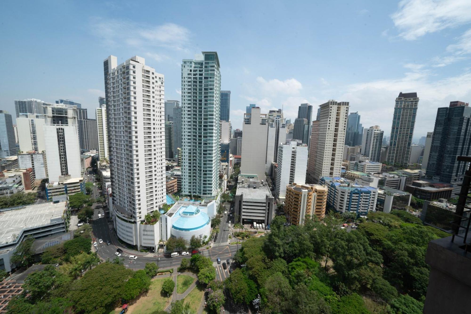 Apartment Kl Tower Makati By Ph Staycation Manila