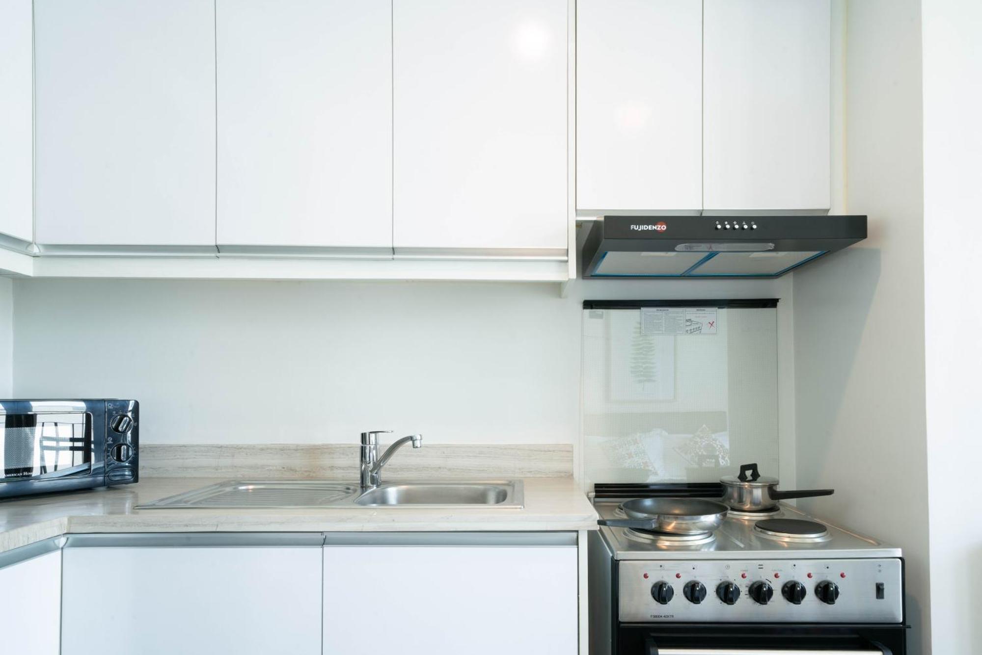 Apartment Kl Tower Makati By Ph Staycation *