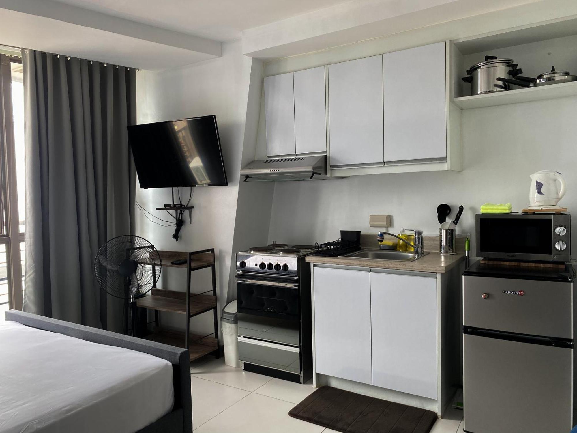 Apartment Kl Tower Makati By Ph Staycation *